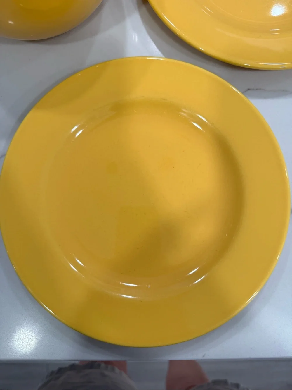 Yellow Vista 6.5” Bowl and Two 9” Plate Dinnerware